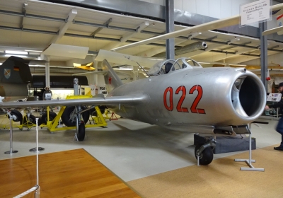 Laatzen - MIG 15